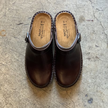 NAOT IRIS Walnut