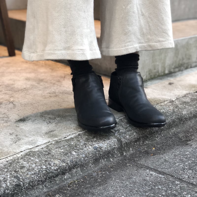 NAOT HELM Black Suede Comb. | pivoine