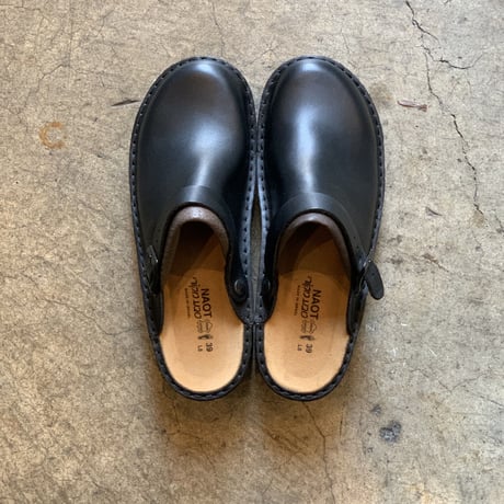 NAOT IRIS Matt Black