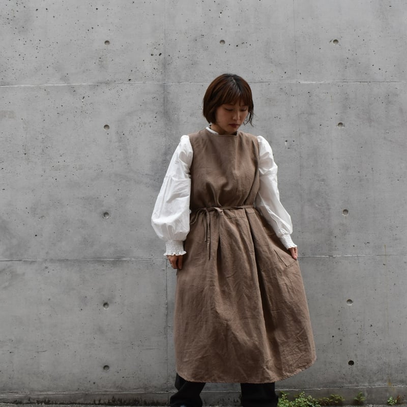 asabito リネンキャンバス天日ワッシャー袖なし割烹着 | pivoine
