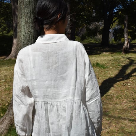 nous rendent heureux リネンウエストギャザー長袖ブラウス