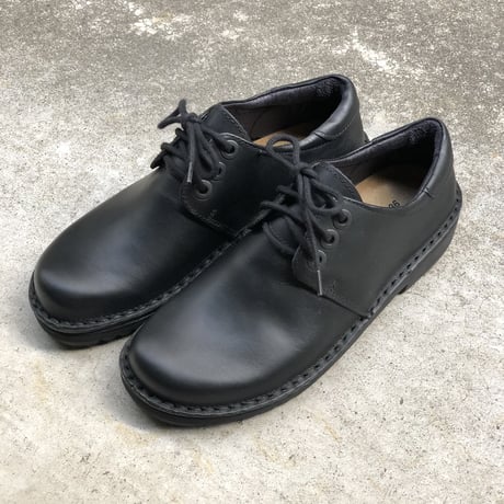 NAOT    DANIELA   Matt Black