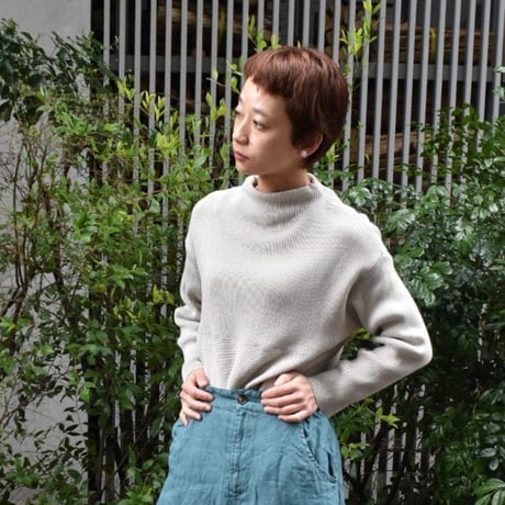 sisam オーガニックコットン コンパクトファネルネックトップ