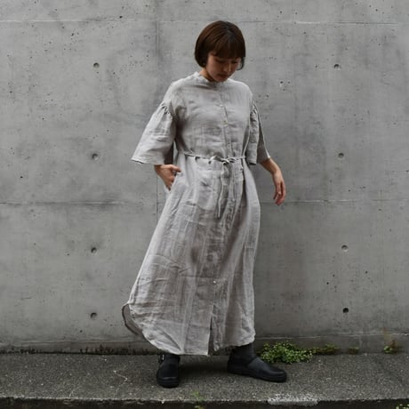 asabito ベルギーリネンフレア袖ワンピース