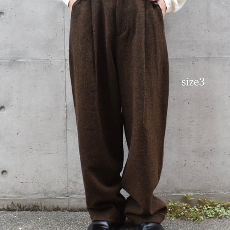 TISSU オリジナルウールヘリンボンタックストレートパンツ
