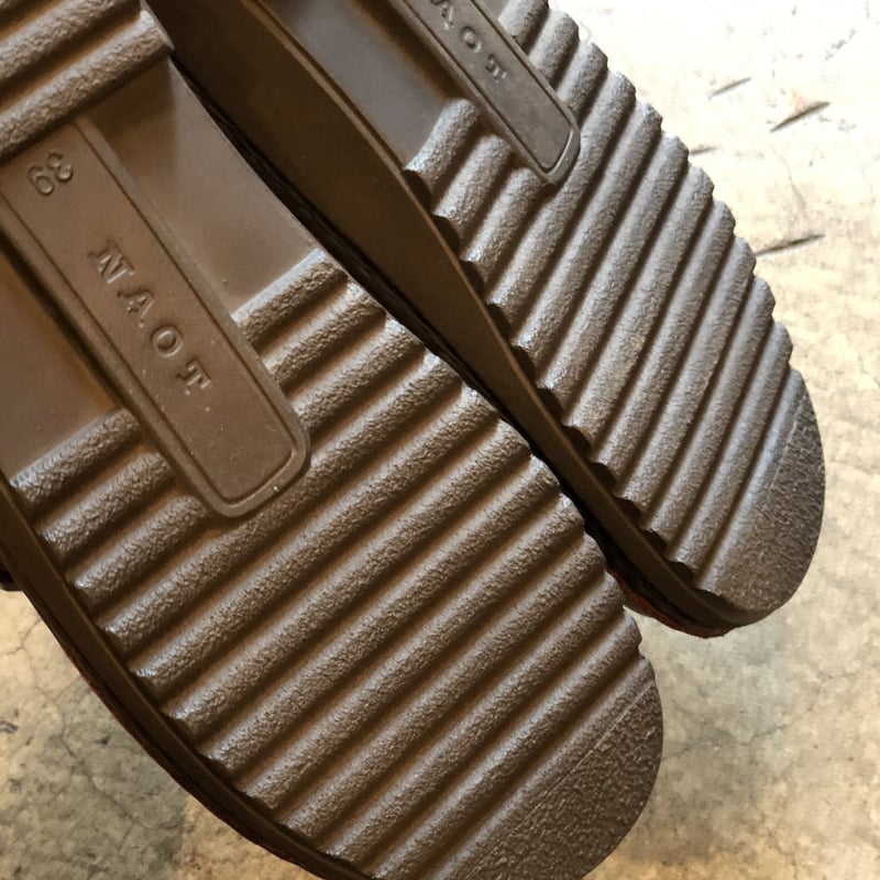 NAOT PISAC buffalo leather | pivoine