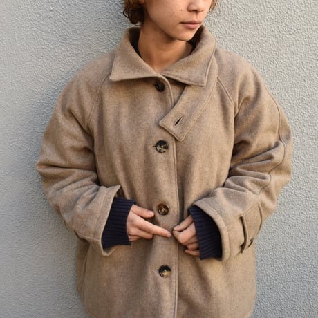 【予約販売】tita ウールスタンドカラーショートコート