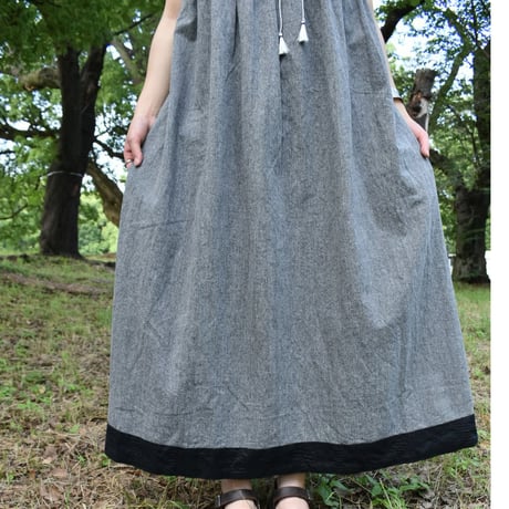 nuu 刺し子入りタンクトップワンピース