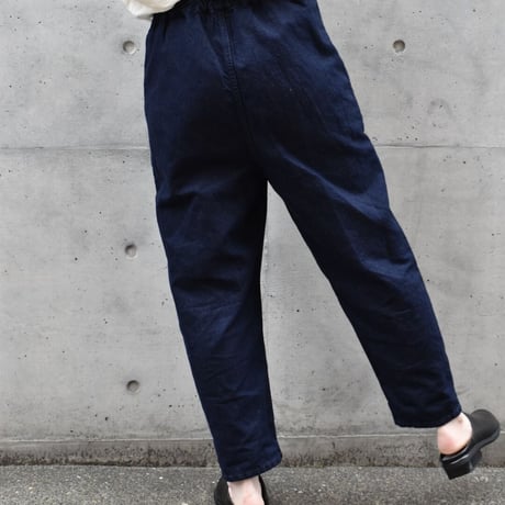 TISSU コットンデニム イージーテーパードパンツ