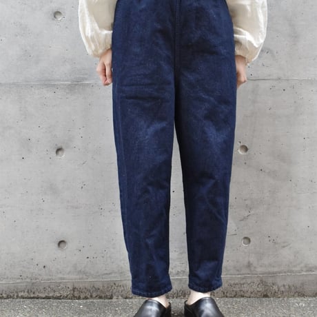 TISSU コットンデニム イージーテーパードパンツ
