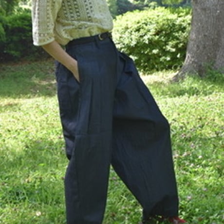 UNIVERSAL TISSU フレンチリネンサイドタックパンツ