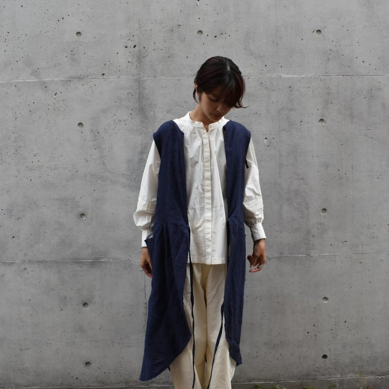 asabito リネンキャンバス天日ワッシャー袖なし割烹着 | pivoine