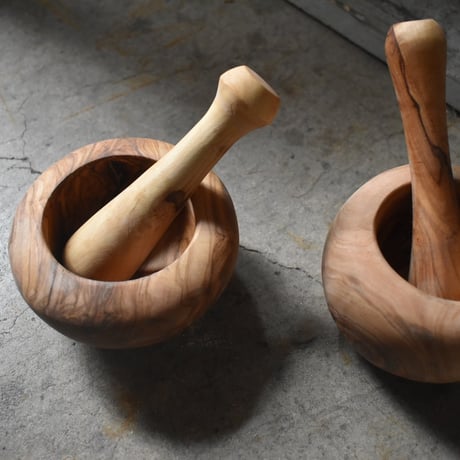 オリーブ木 すり鉢 ぷっくり