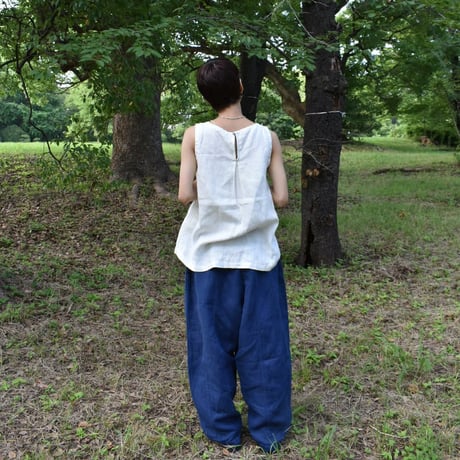 nuu バックプリーツタンクトップ