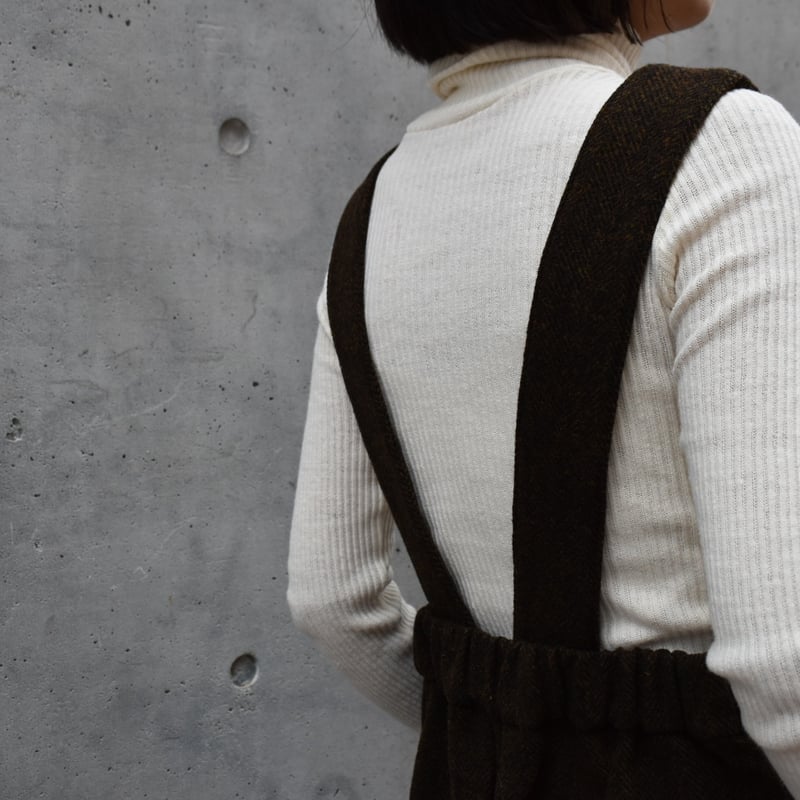 UNIVERSAL TISSU オリジナルウールへリンボン サロペットパンツ UNIVERSAL TISSU オリジナルウールへリンボン サロペットパンツ