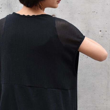 me. ツインクルドコットン バックシアーワンピース
