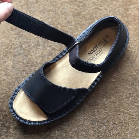 NAOT SVETLANA Matt Black