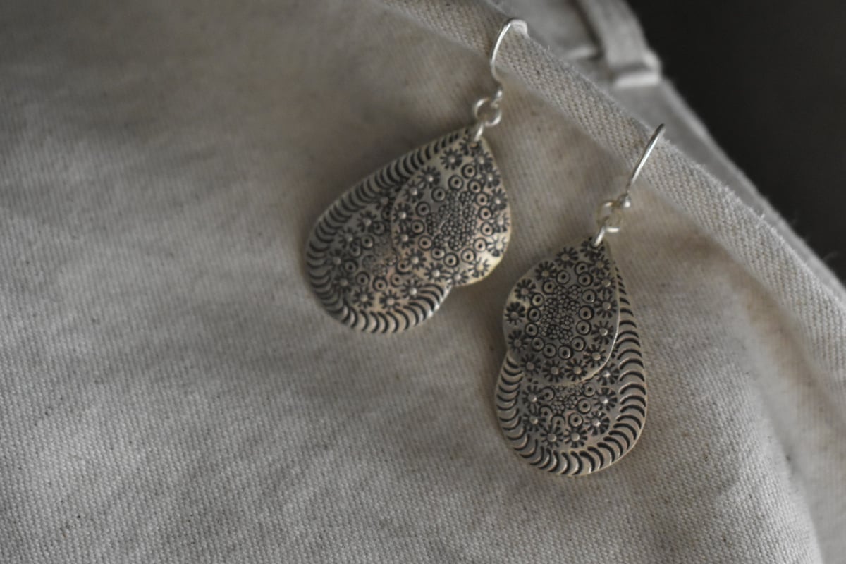 カレンシルバー ピアス 花模様 | pivoine