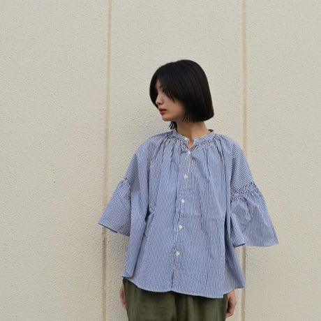 UNIVERSAL TISSU ナチュラルタイプライター5分袖ブラウス