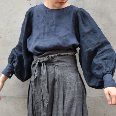 asabito  フレンチリネンタック袖ブラウス