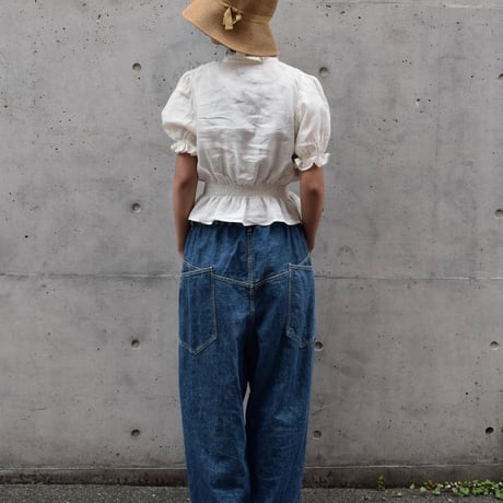 tita シャーリングブラウス