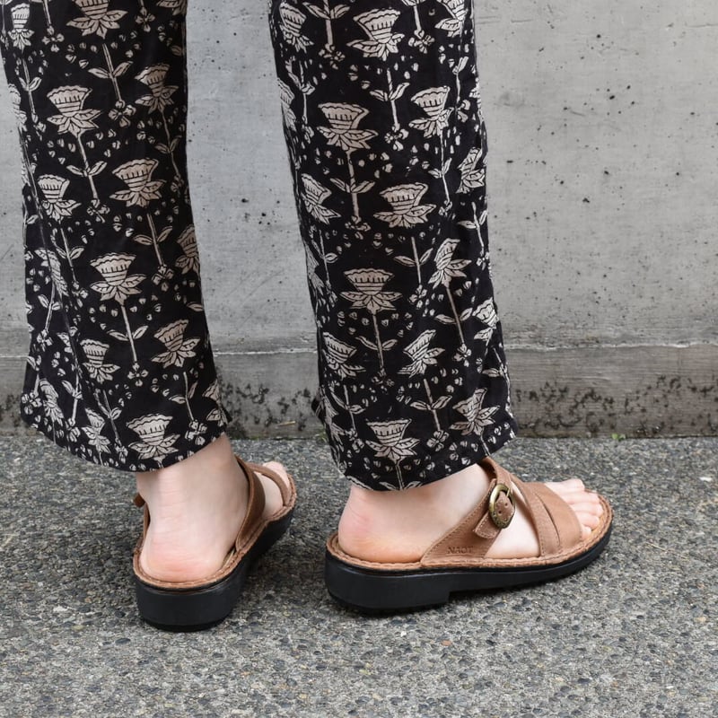 NAOT サンダル　GENEVA / Latte Brown GENEVA / Latte Brown - ラインナップ - NAOT ナオトジャパン