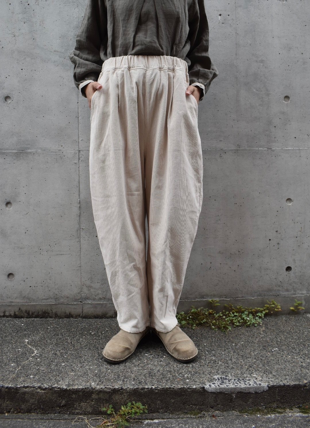 ハンズオブクリエイション新品タグ付きコーデュロイパンツオバール Hands of creation コール東炊きオーバルパンツ | pivoine