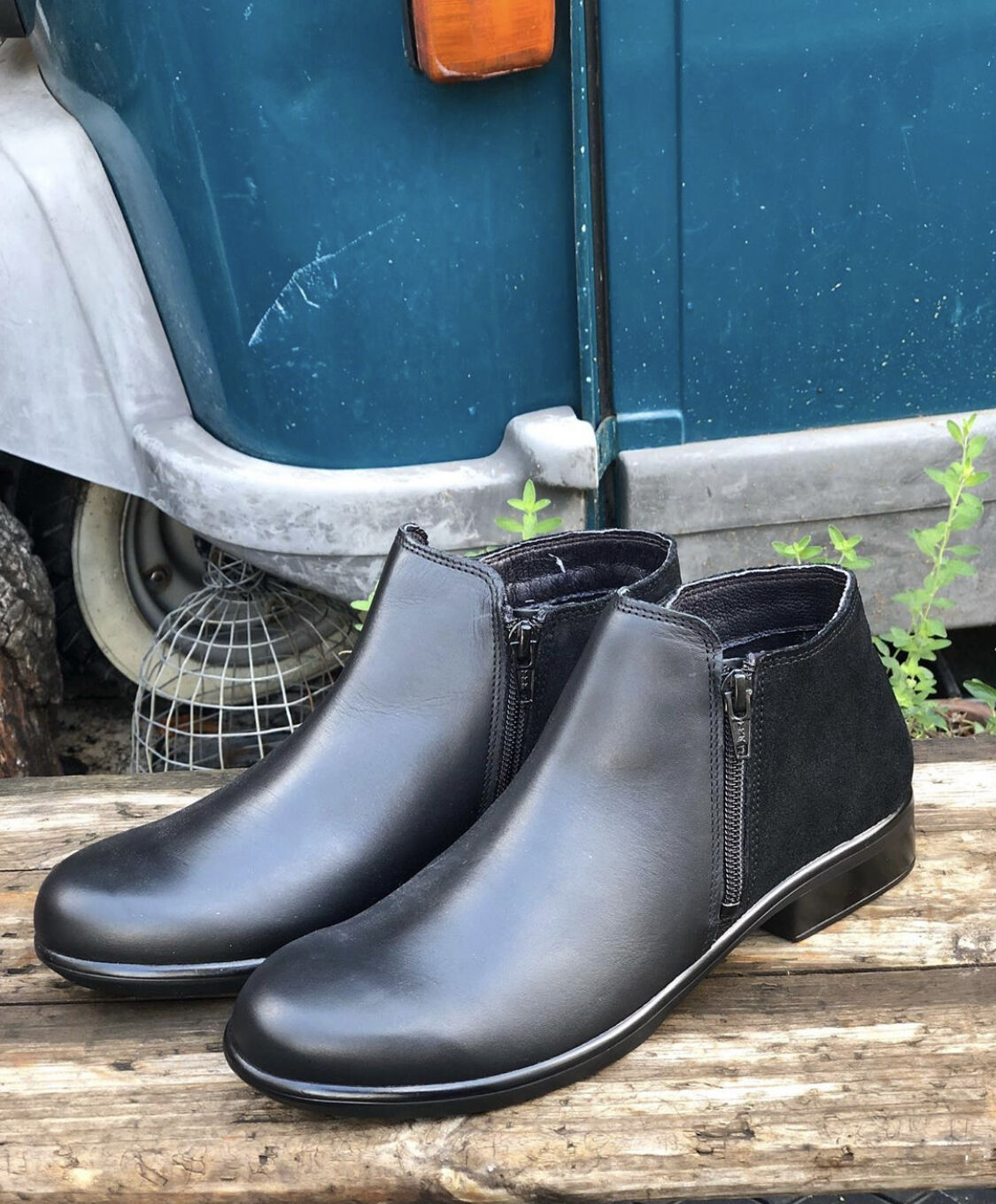 NAOT HELM Black Suede Comb. | pivoine