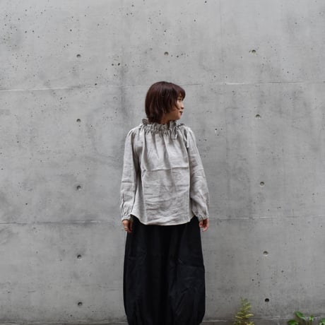 nous rendent heureux リネン衿リボン通しブラウス
