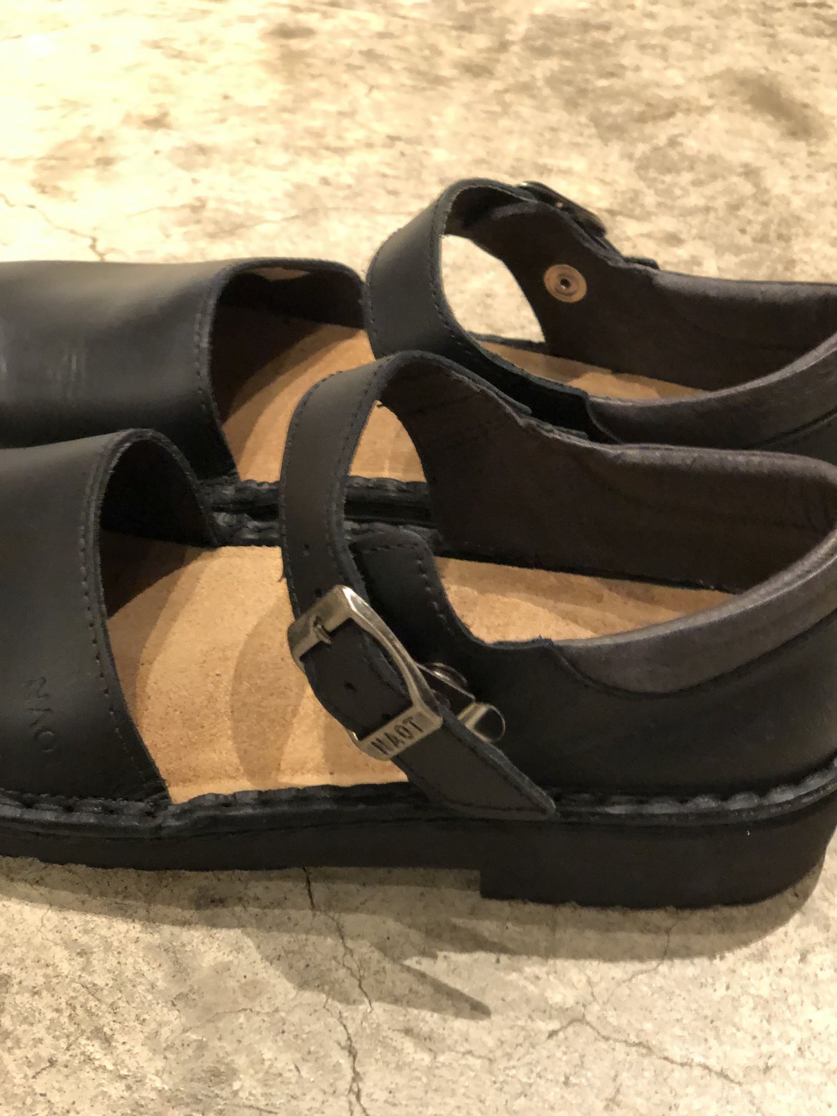 NAOT OLGA Matt Black | pivoine NAOT OLGA Matt Black | pivoine
