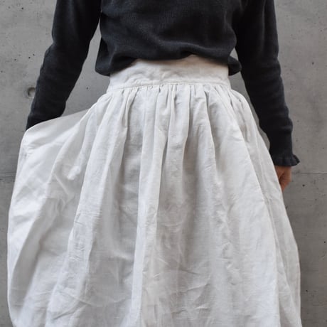 tita ギャザーサロンエプロン