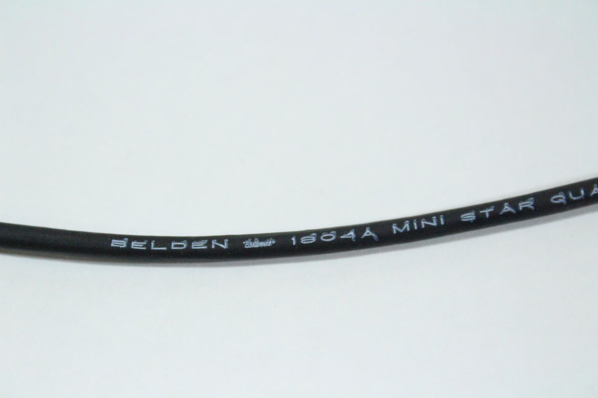 BELDEN 1804a ヘッドフォンケーブル 【3.5mmステレオミニ-ミニXLR 2m ...