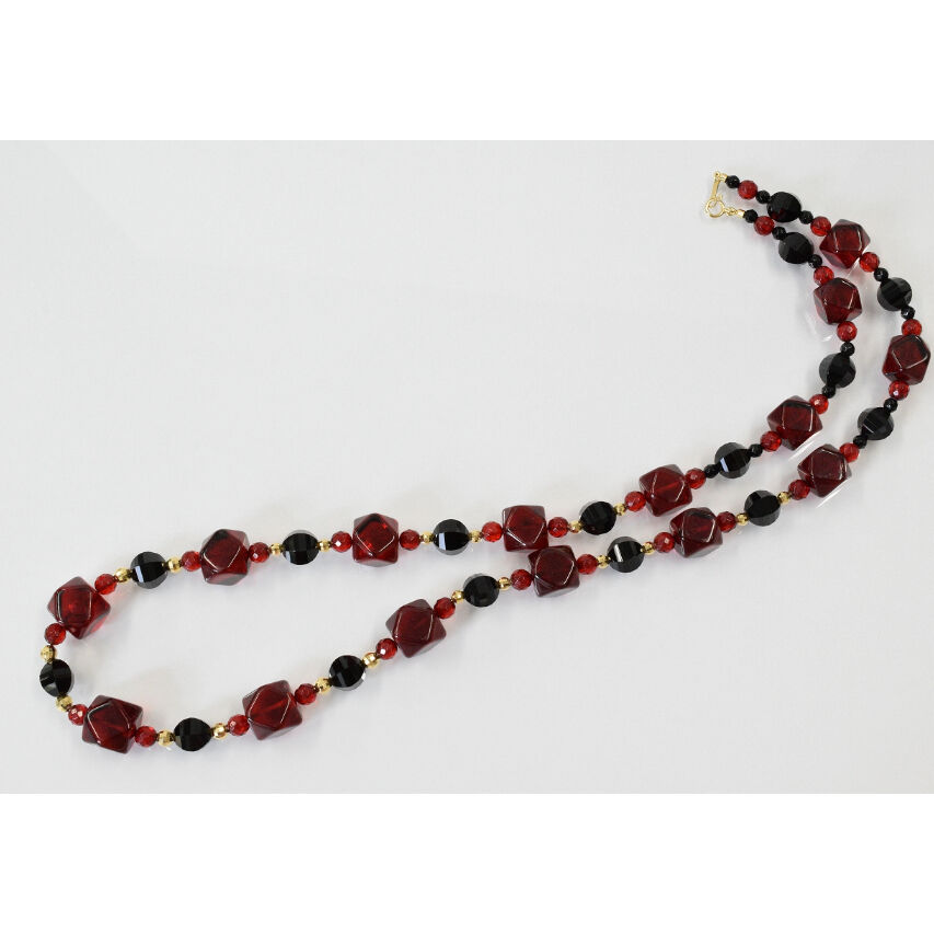 本レッドアンバー特大花文ネックレス　33g 東Y7-1009☆2F 本レッドアンバー特大花文ネックレス 33g 東Y7-1009☆2F 還暦祝い 母