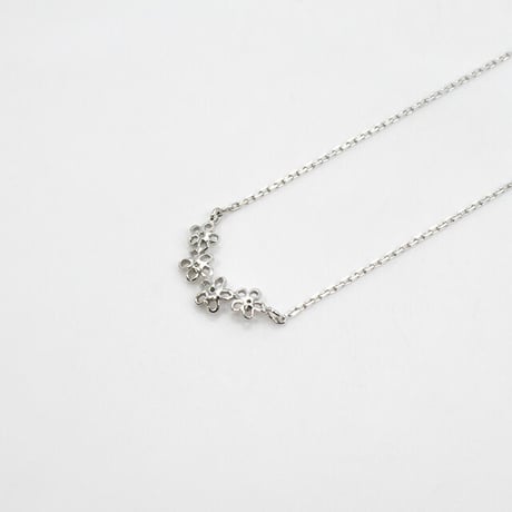 シルバー ダイヤモンド フラワー ネックレス　41616-710