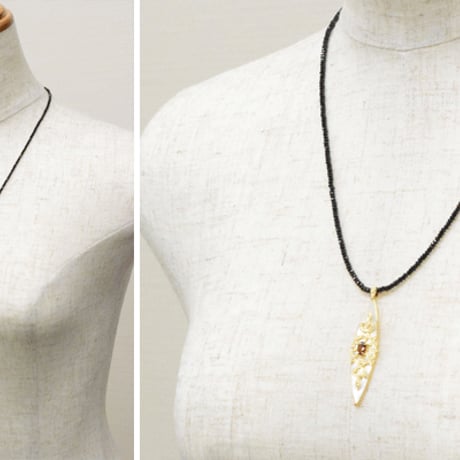 K18 白蝶貝 ガーネット ダイヤモンド ネックレス 18K White Shell Mother of Pearl Garnet Diamond Necklace 33878-124 サンプル