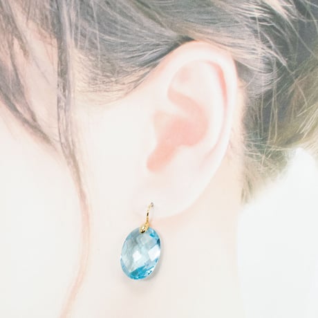 18金 ピアス 天然石 ブルートパーズ 13×18mm オーバル型 82167-122