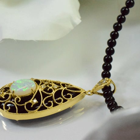 K18YG　オニキスダイヤモンドオパールペンダントネックレス 18K Onyx Diamond Opal Necklace 34181-150　WAYZ