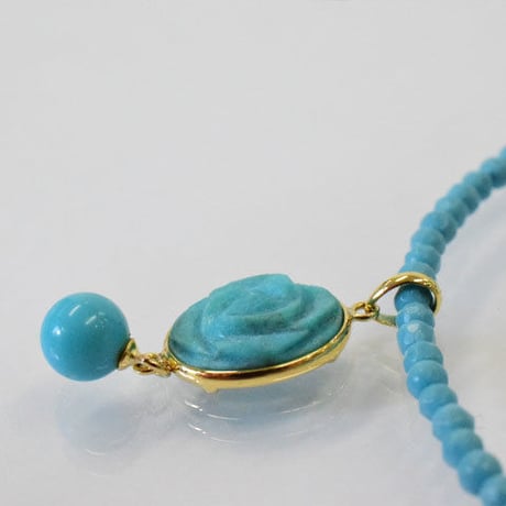 K18　薔薇彫　ターコイズ　ペンダント　ビーズネックレス◇18K　Turquoise Engraved Rose　Pendant　Beads Necklace　34053-166 NAEZ