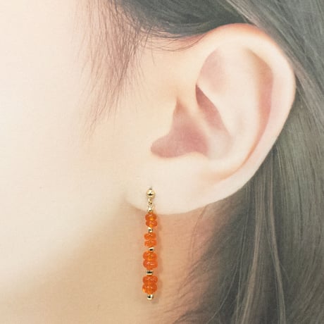 K18線加工ファイヤー オパール ピアス 82109-137ｗAFZ