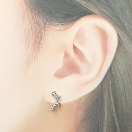 Silver925 ダイヤ フラワー ピアス 82145-710
