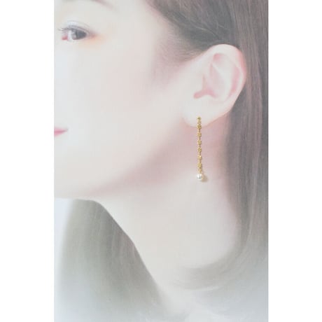 K18パールピアス 82219-130 wBGZ