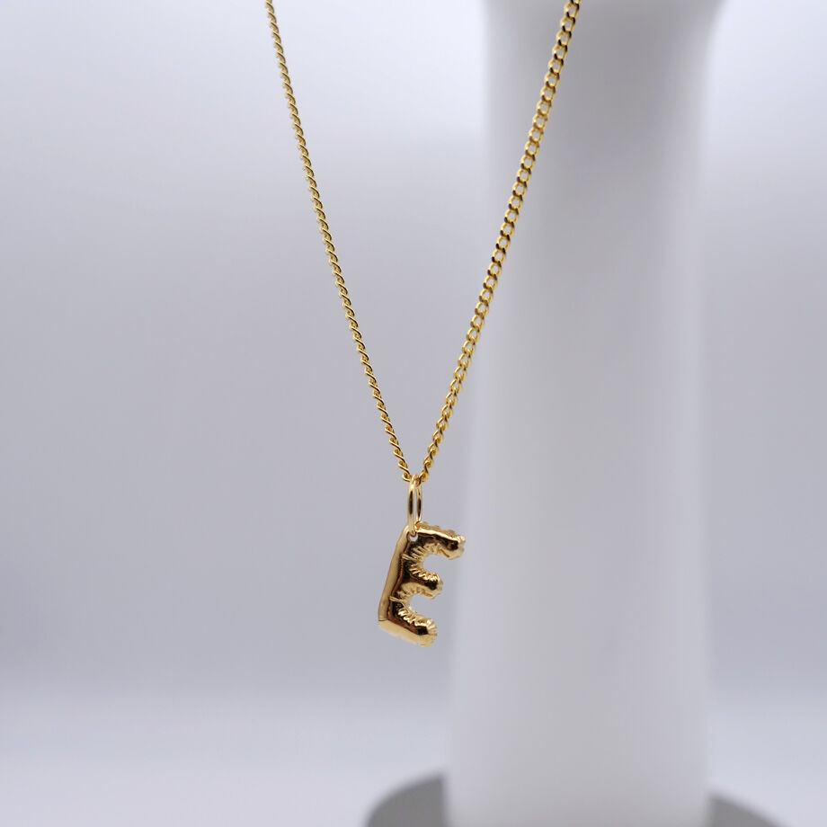 Vibe Harsloef】Letter ネックレス 42cm | goldandbouncy