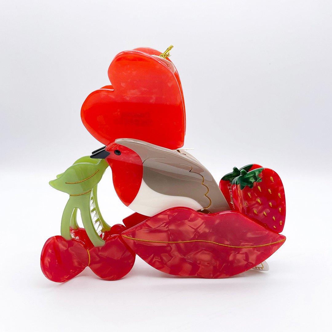 アレク　赤いファー付きヘアクリップ アレク 赤いファー付きヘアクリップ アレク 赤いファー付きヘア