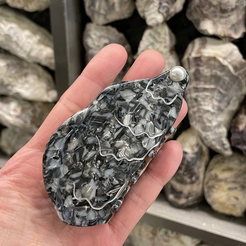 Coucou Suzette】Oyster ヘアクリップ | goldandbouncy