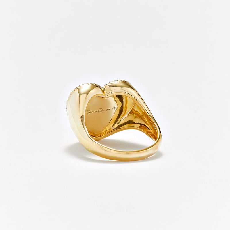 UK K9 ゴールド オニキス シグネットリング 7号 ロンドン ピンキー Yvonne Leon】Heart シグネットリング（オニキス） | goldandbouncy