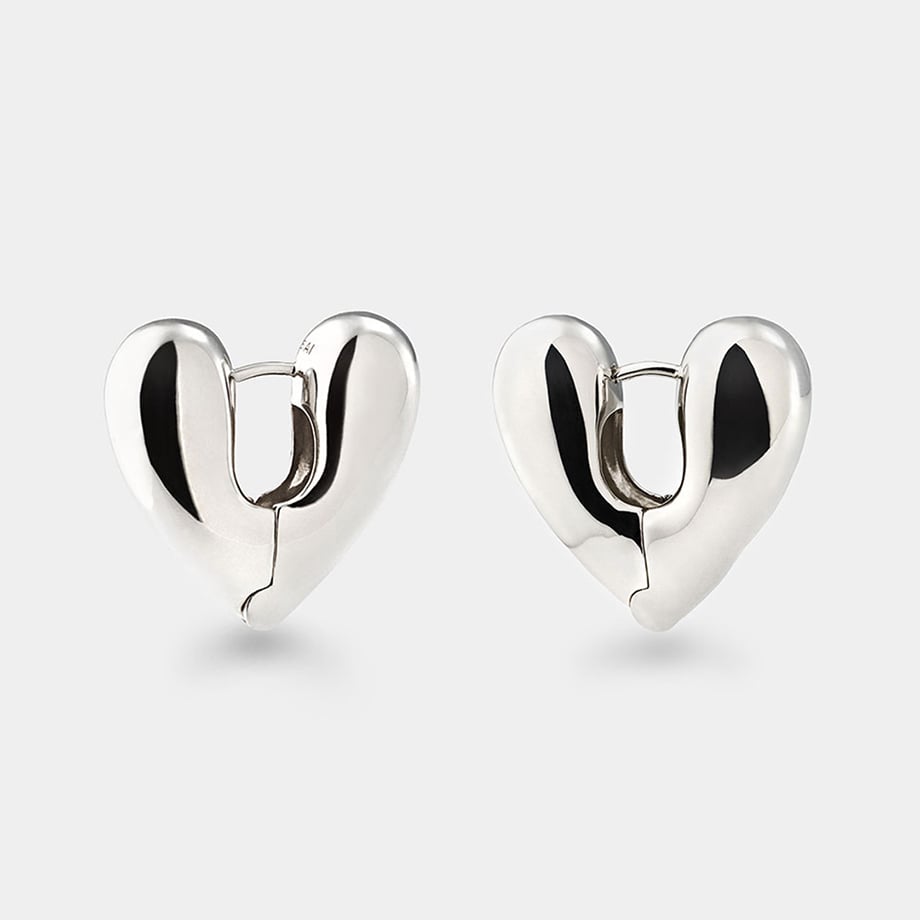 【ANNIKA INEZ】HEART HOOPS ラージピアス（シルバー ...