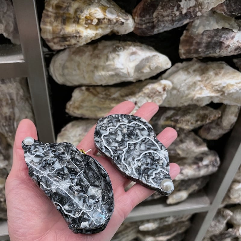 Coucou Suzette】Oyster ヘアクリップ | goldandbouncy