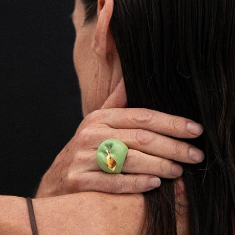 【ANDRESGALLARDO】 APPLE PORCELAIN RING GREEN