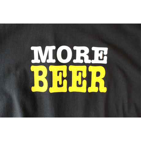 MORE BEER「BIG LOGO TEE(CHARCOAL BLACK)」