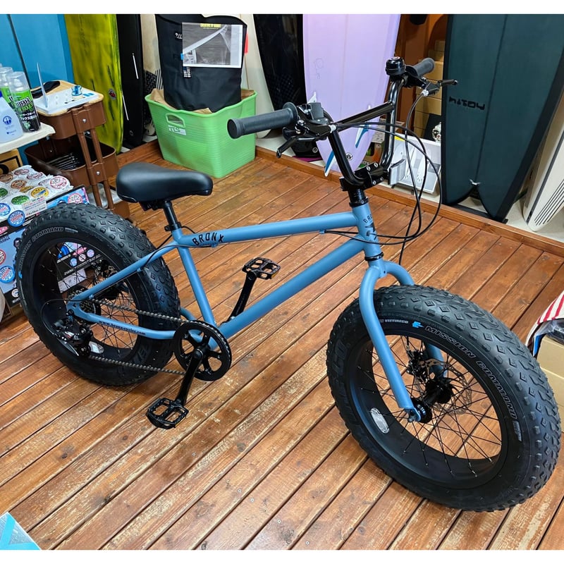 BRONX ブロンクス ファットバイク BRONX 20DD(ブロンクス) ファットバイク 20インチ外装7段ギア仕様